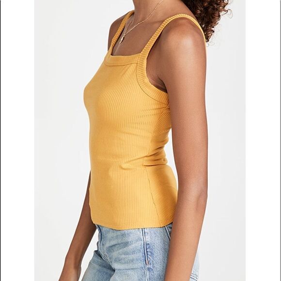 Reformation Tops - Reformation Rochelle Size Lg  NWT OCHRE color (mustard) Brat Girl Summer